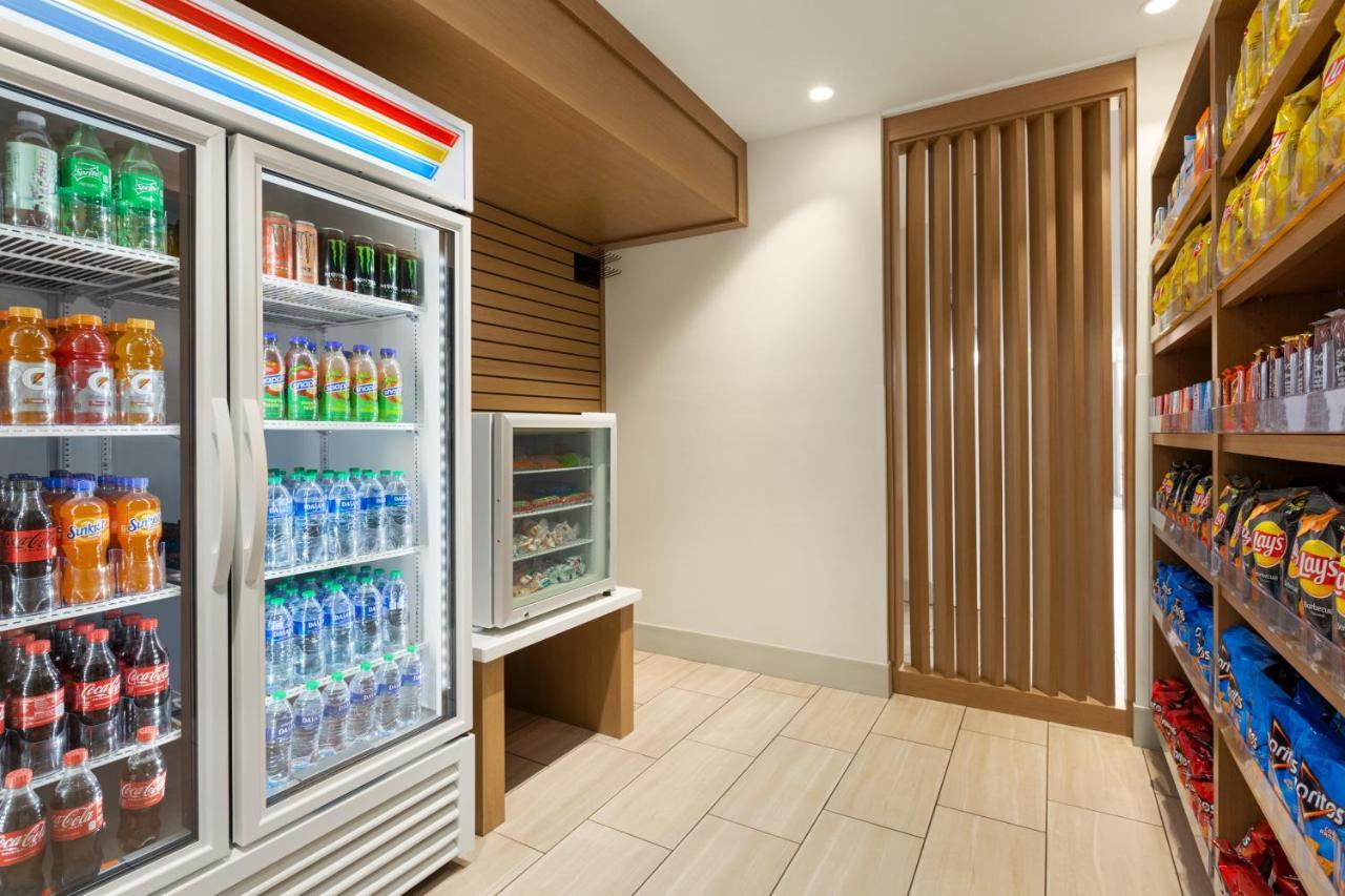 Holiday Inn Express & Suites - Ukiah By Ihg Bagian luar foto