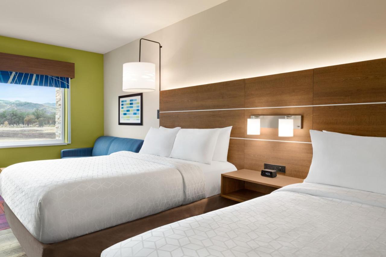 Holiday Inn Express & Suites - Ukiah By Ihg Bagian luar foto