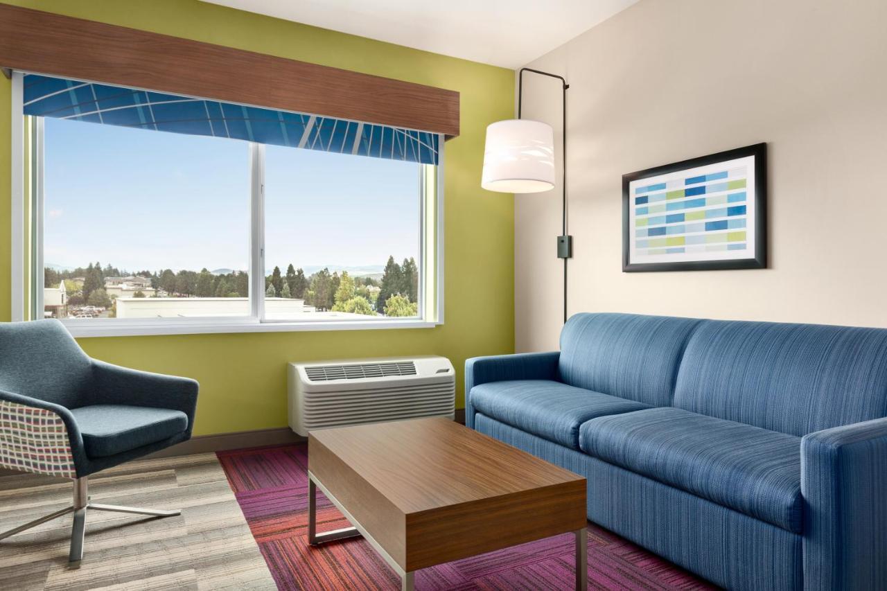 Holiday Inn Express & Suites - Ukiah By Ihg Bagian luar foto