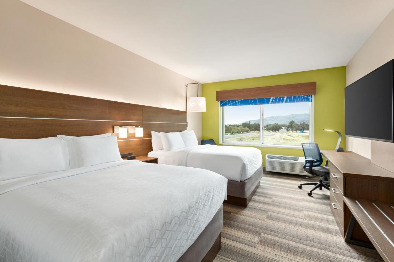 Holiday Inn Express & Suites - Ukiah By Ihg Bagian luar foto
